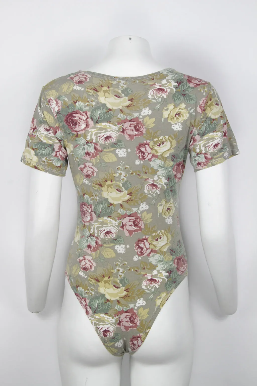 Beige floral short sleeve bodysuit - M