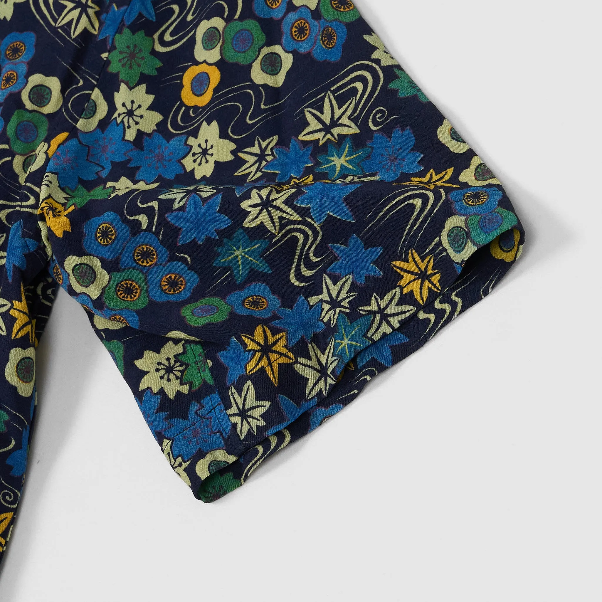 Blue Blue Japan Aloha Short Sleeve Sakura Shirt