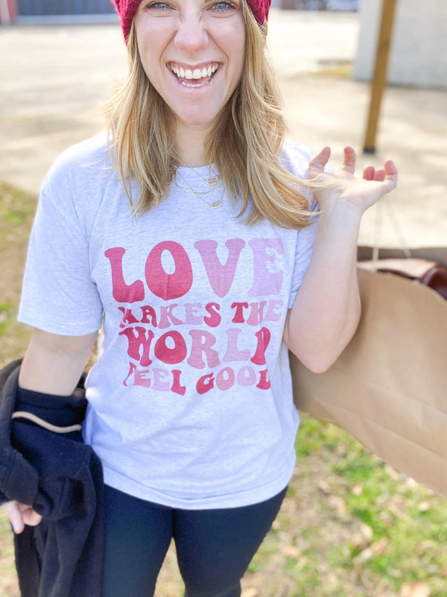Love Makes The World Feel Good