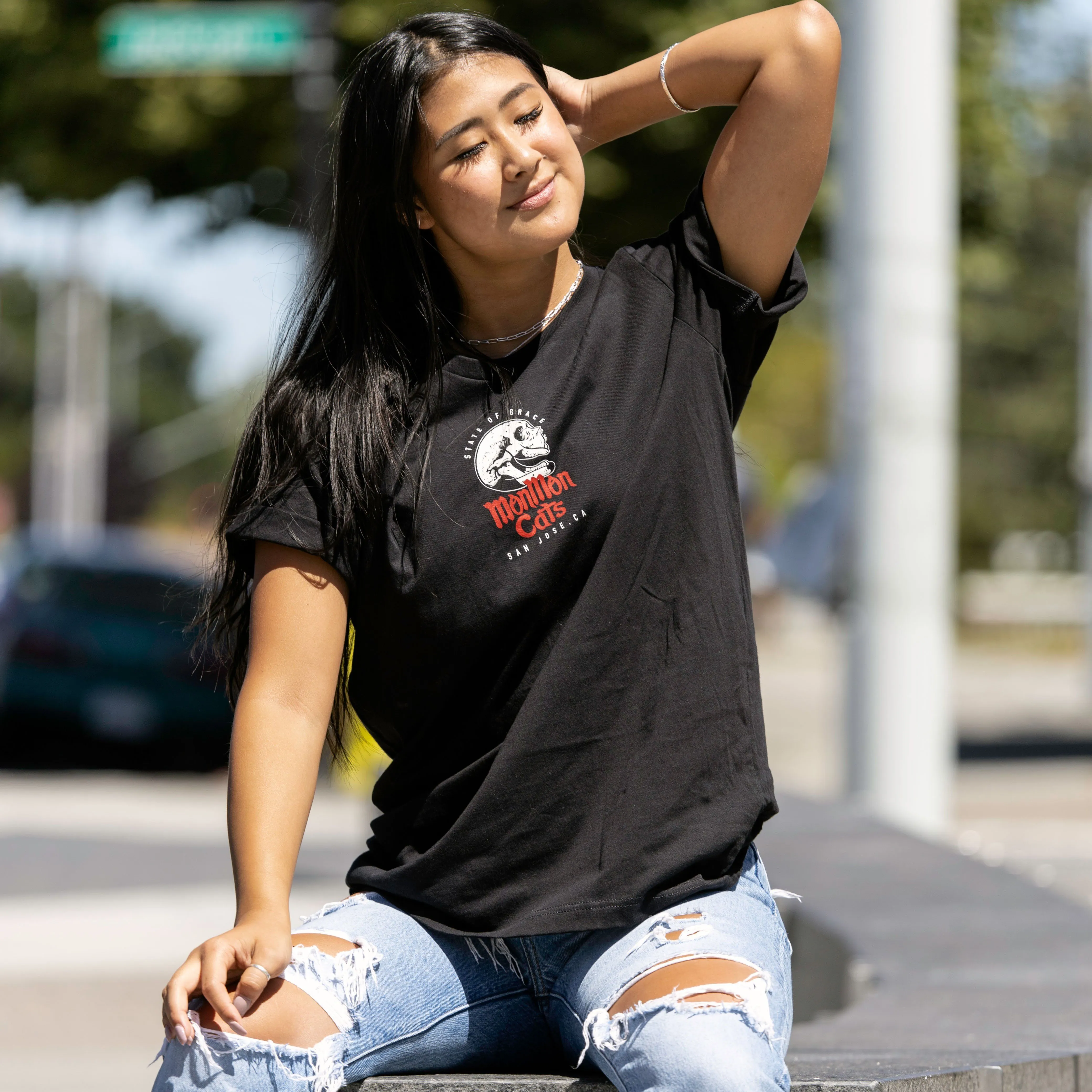 Stone Skull Cat Tee - Black