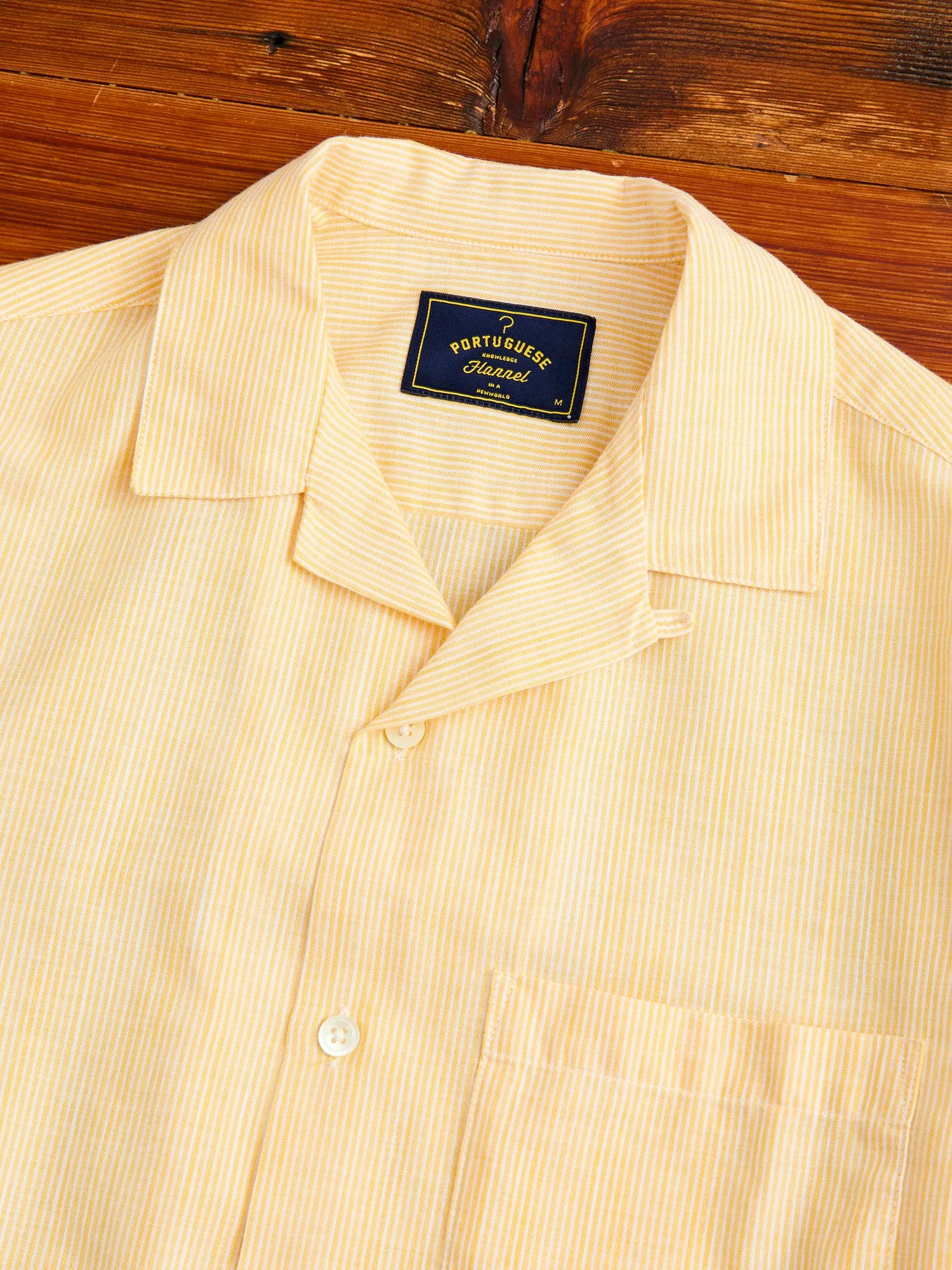 Summer Blend Button-Up Shirt in Yellow