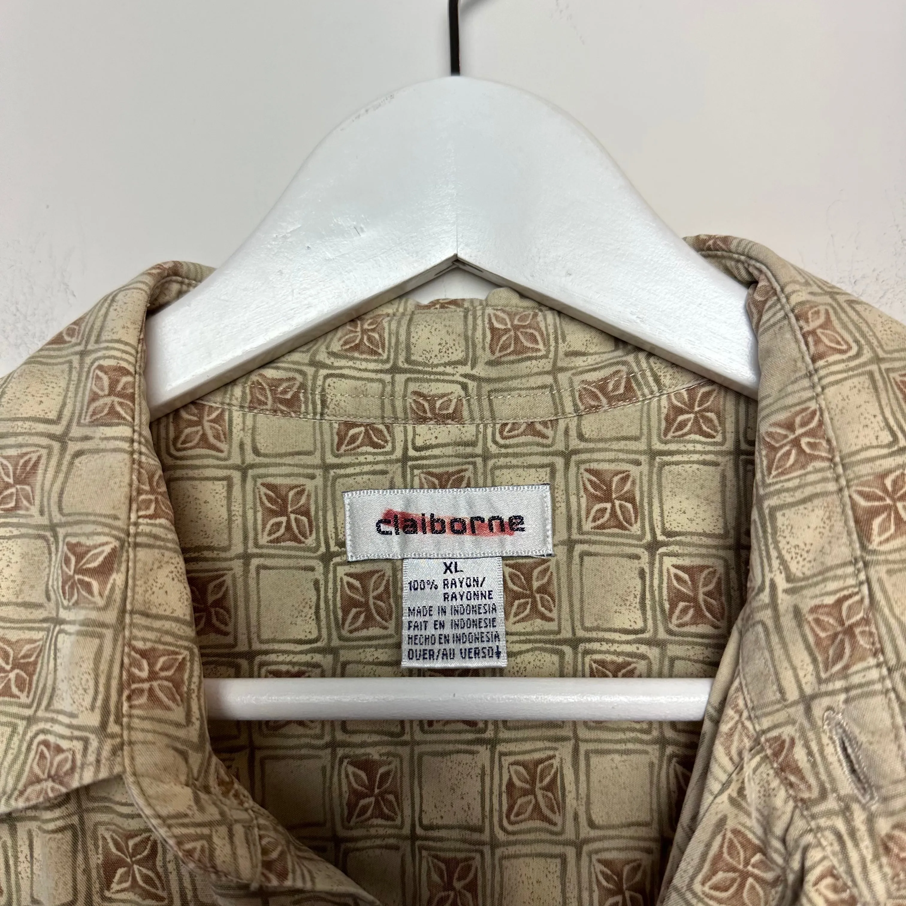 Vintage Liz Claiborne Geometric Patterned Short Sleeve Button Up Shirt Rayon XL